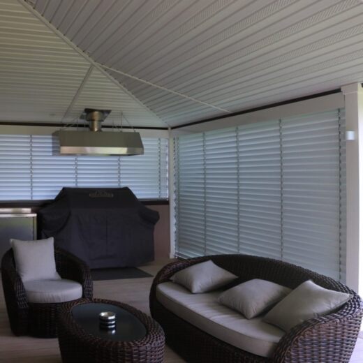 Алюминиевые жалюзи для веранды