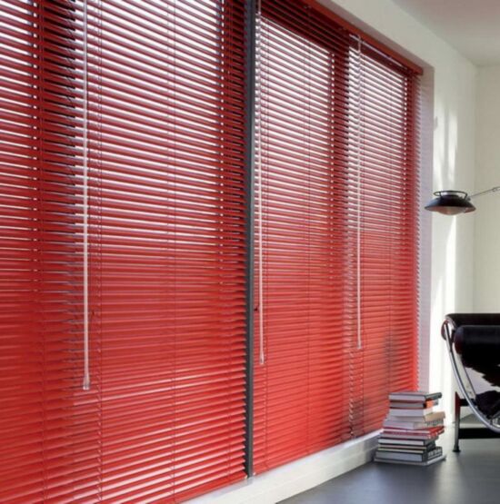 Алюминиевые горизонтальные жалюзи для организаций